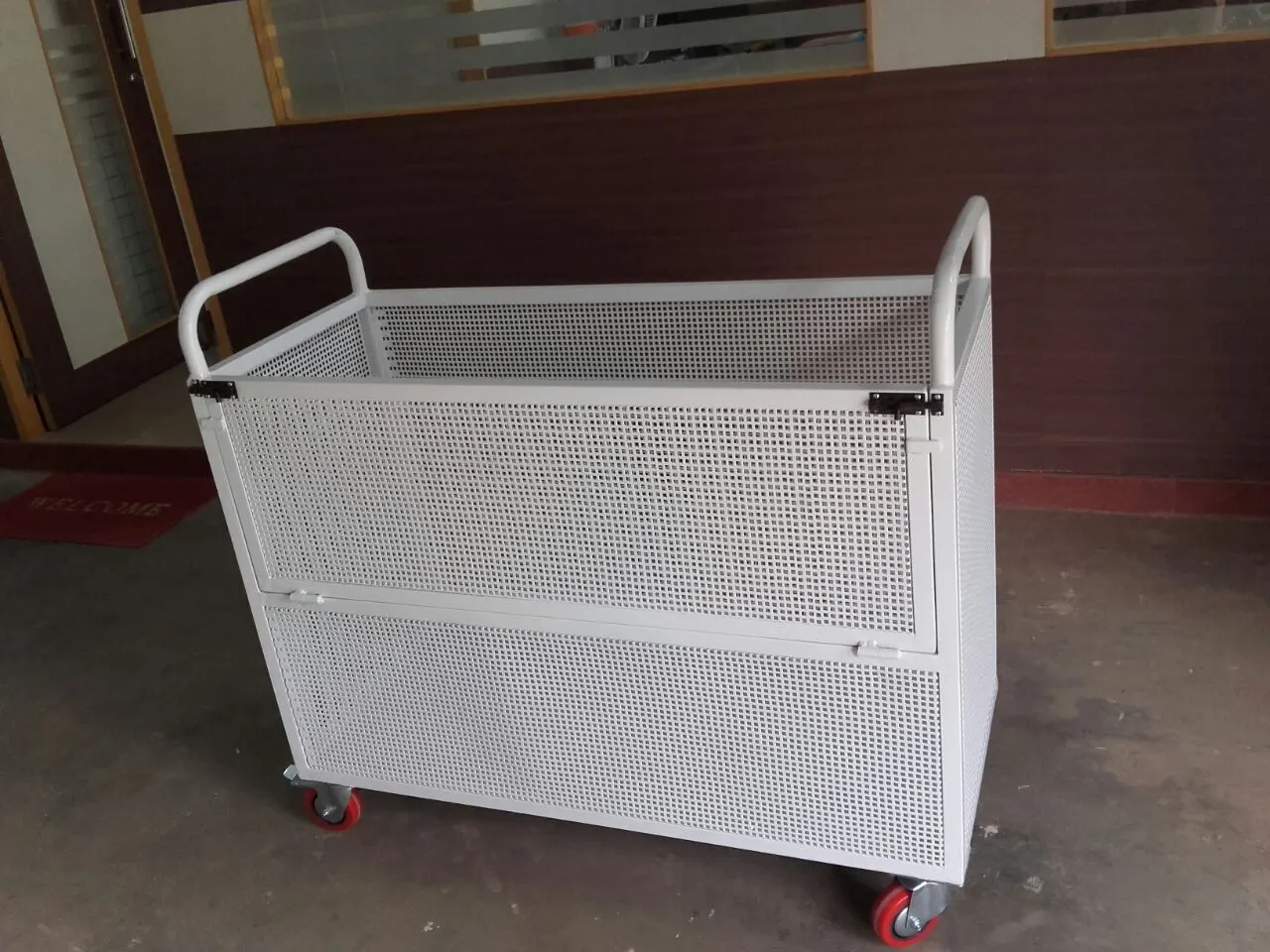 Movement Trolleys